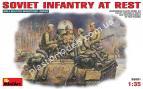 1/35 MiniArt 35001 Soviet infantry at rest (1943-1945)