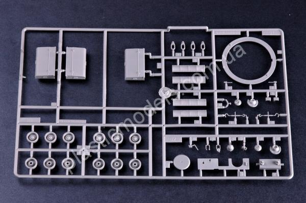 1/35 Trumpeter 00357 Tank KV-1‘s Ehkranami