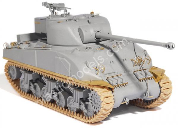 1/35 Dragon 6228 British tank Sherman Mk. Ic Firefly (hybrid)