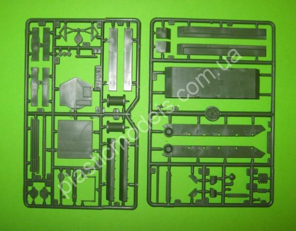 1/72 UM 389 Recovery tractor on T-34 tank