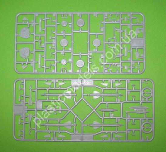 1/72 Modelsvit 72044 Sukhoi Su-17M3 early version