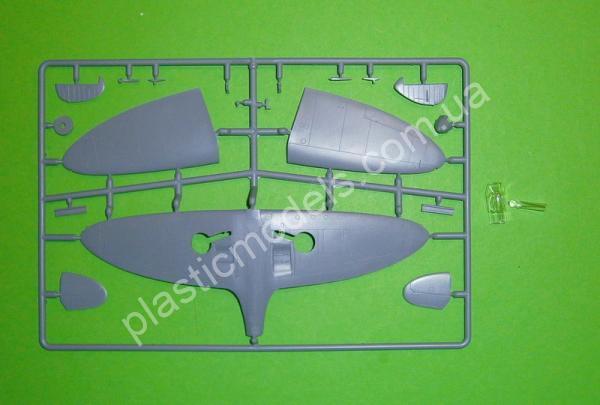 1/72 Kovozavody Prostejov 0293 Spitfire PR. Mk.XI „International“