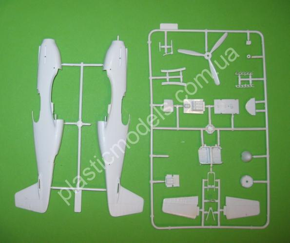 1/48 ICM 48167 North American F-6B WWII American Reconnaissance Aircraft