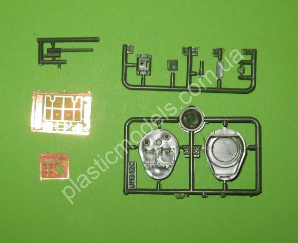 1/72 UMmt 676-01 Wheel-track tank BT-7A with F-32 tank gun