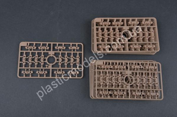 1/35 Trumpeter 5568 Soviet SU-152 Late