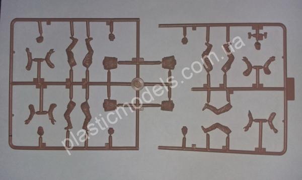 1/35 ICM 35642 German Drivers (1939-1945) (4 figures)