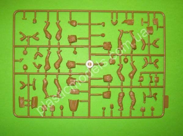 1/35 Master Box 3571 German Troops & Soviet Marines (spring 1943)