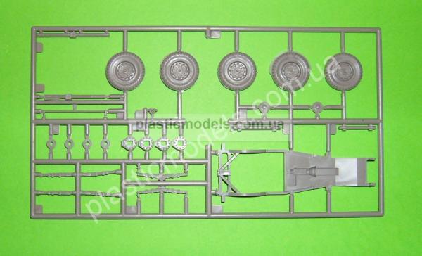 1/35 Восточный Экспресс 35007 Light armoured venicle BA-64B