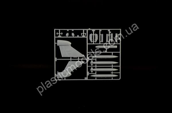 1/72 Italeri 1235 EF-111 A Raven