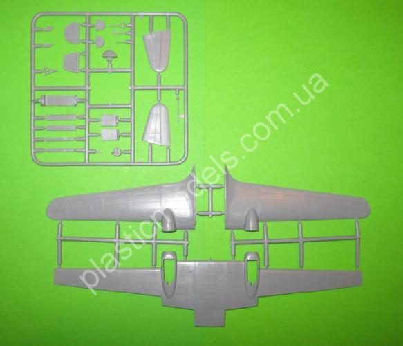 1/144 A-model 1444 самолет Ил-12 транспортный вариант