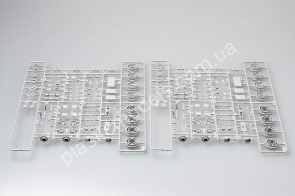 1/35 Trumpeter 1005 MAZ/KZKT-537L Ballast Tractor