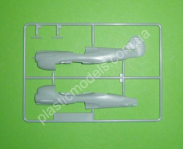 1/72 Academy 12468 P-40E Warhawk