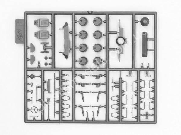 1/72 ICM 72911 The armored personnel carrier BTR-60PB