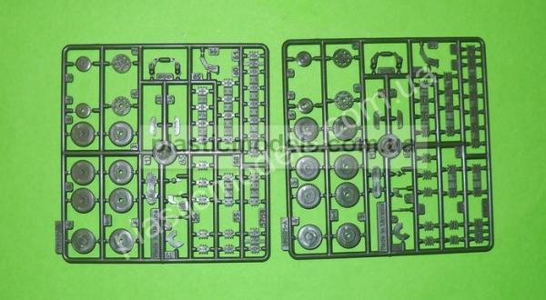 1/72 UMmt 338 Soviet tank BT-2 (machine-gun)