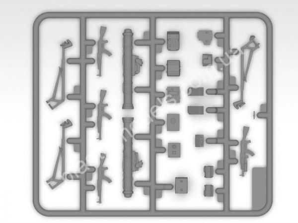 1/35 ICM 35750 The crew of 