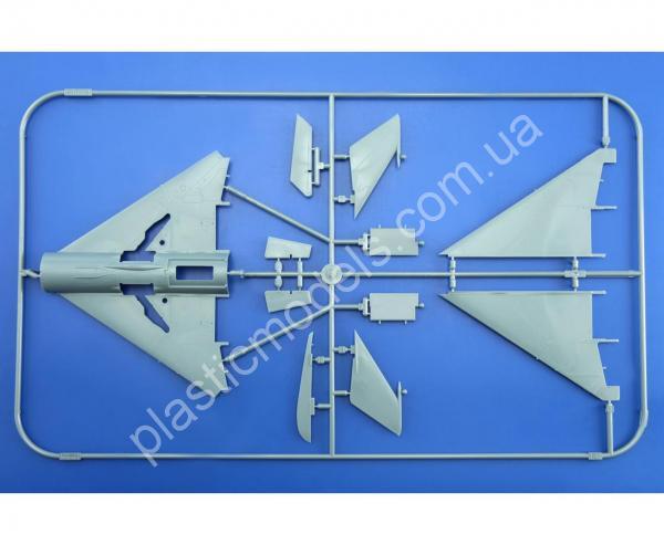 1/48 Eduard 84126 MiG-21MF (weekend edition)