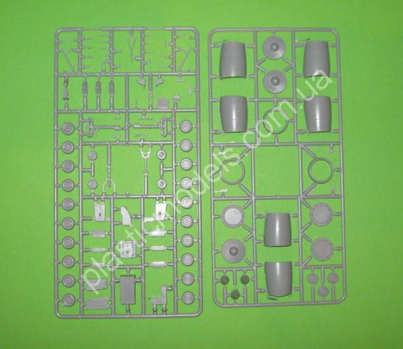 1/144 Mikro Mir 144-023 McDonnell Douglas MD-11 Freighter