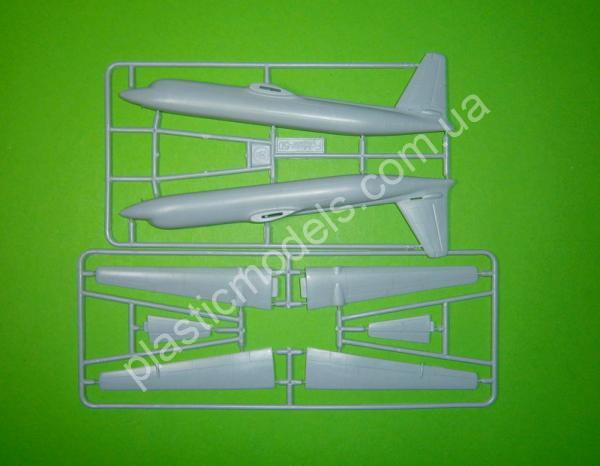 Fokker 50 - Regional Airliner (EC-GBH) 1/72 A&A Models 44108