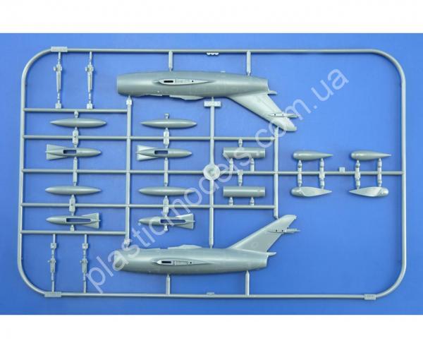 1/72 Eduard R0011 MiG-15 Quattro Combo