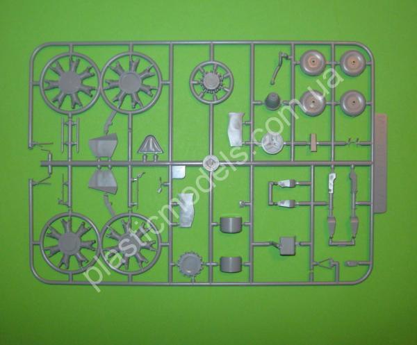 1/32 Special hobby 32073 I.A.R. 81 BoPi
