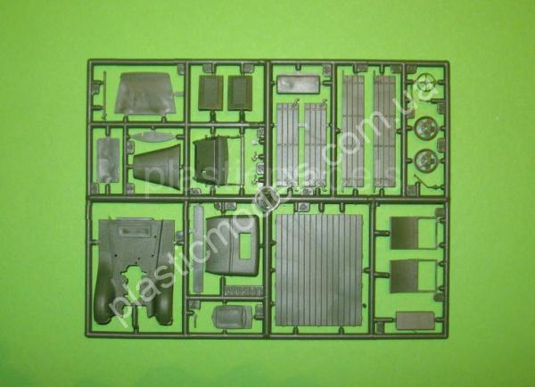 1/48 UM 503 Truck GAZ-AAA