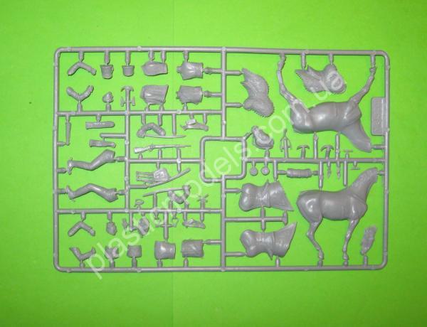 1/32 Master Box 3208 French Hussar, Napoleonic Wars Series