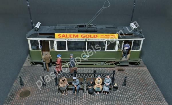 1/35 MiniArt 38009 European Tramcar Straßenbahn Triebwagen 641 w/crew & passengers