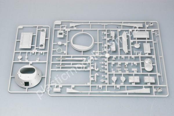 1/35 Trumpeter 00379 Russian PT-76 amphibious Tank Mod.1951