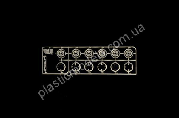 1/24 Italeri 3887 20' Container Trailer