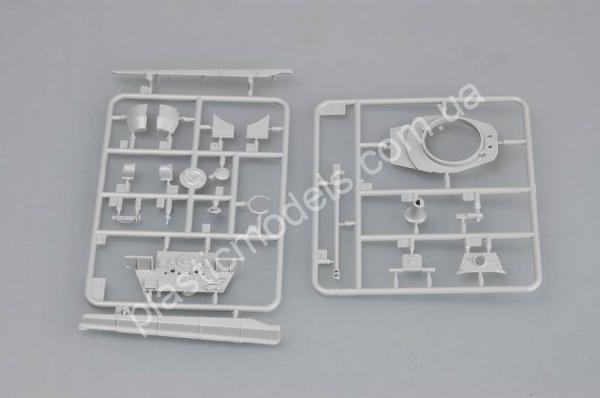 1/72 Trumpeter 07201 German Sd.Kfz. 182 King Tiger (Henschel Turret)