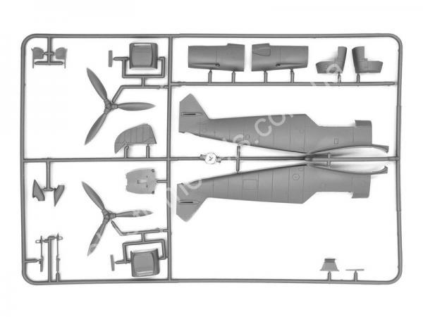 1/48 ICM 48804 Истребитель Bf-109F-4 с немецким персоналом Люфтваффе в зимней форме