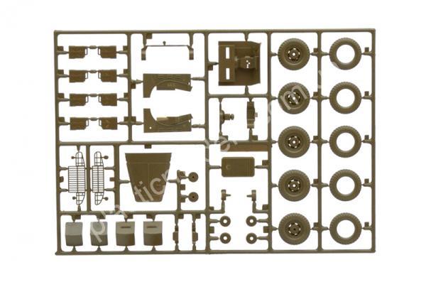 1/35 Italeri 228 Dodge Staff Car WC56