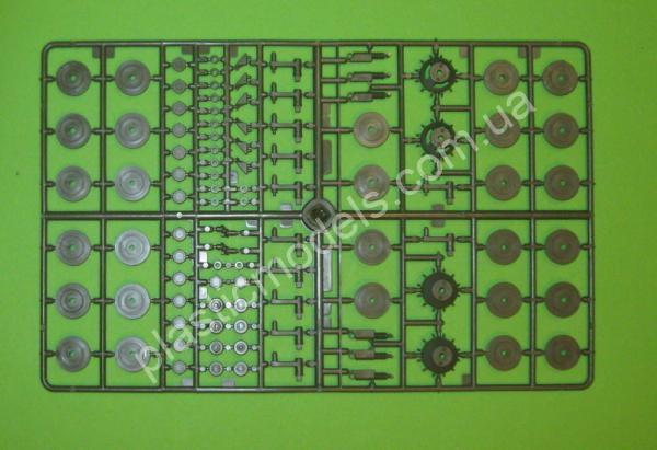 1/35 SKIF 303 Т-64Б profi pak