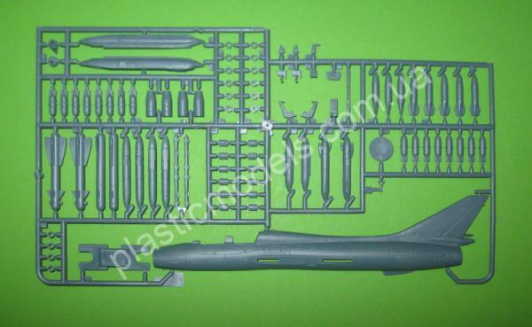 1/72 Kovozavody Prostejov 0207 Su-22UM „Warshaw Pact“
