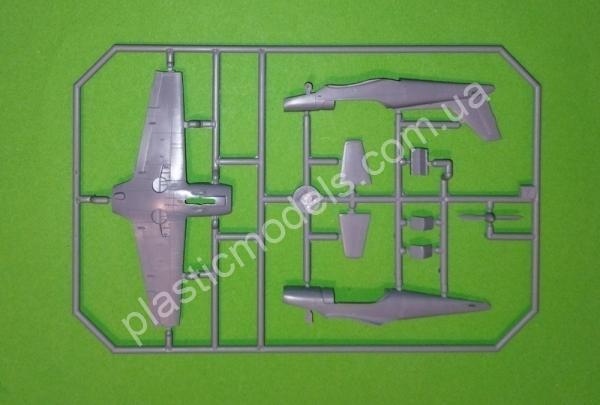 1/72 Special hobby 72451 SIAI-Marchetti SF-260 Duo Pack & Book