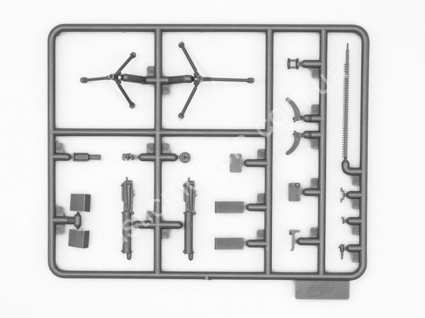 1/35 ICM 35670 Model T RNAS Armoured Car with WWI British Tank Crew
