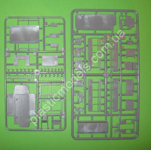 1/72 Roden 737 Type B Bus 