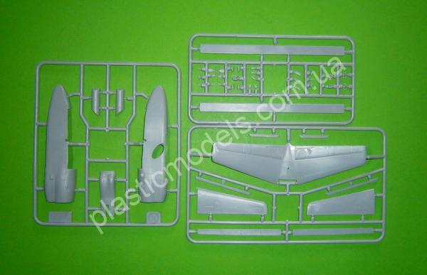 1/72 A-model 72160 Antonov An-24T
