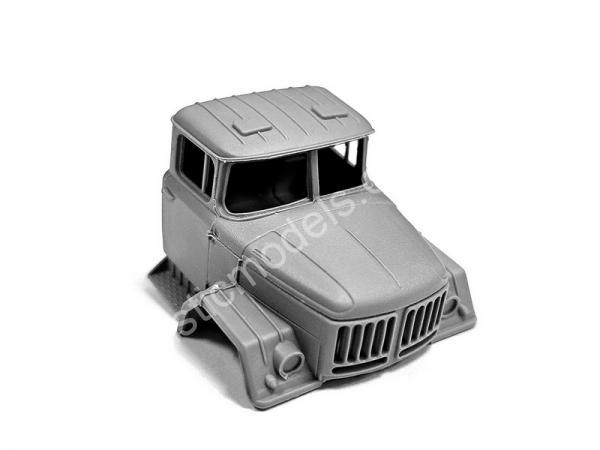 1/72 ICM 72815 APA-50М(ZiL-131) Airfield mobile electric unit