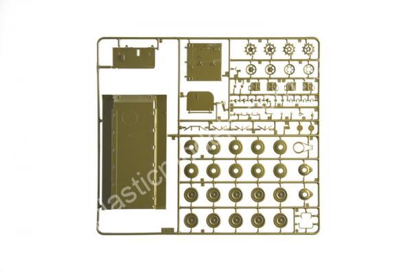 1/35 Italeri 6753 M113A1