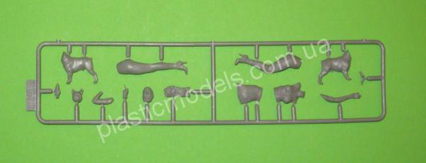 1/24 Master Box 24015 Pin-up series. A short stop. Kit No. 1
