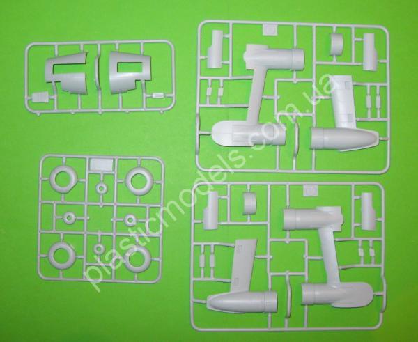 1/72 A-model 72155 Пе-8 полярная Авиация