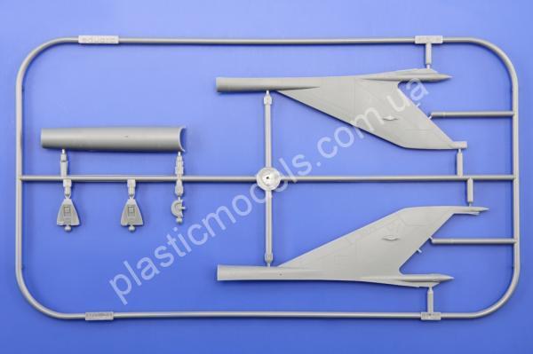 1/48 Eduard 8231 MiG-21MF