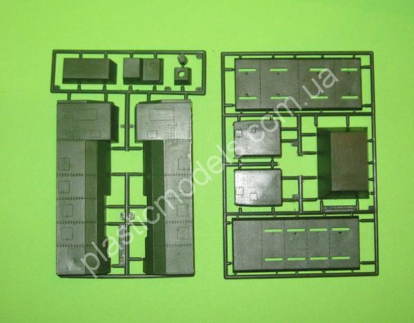 1/72 UMmt 613 Armoured train 0f type OB-3 1 of the 23rd battalion.