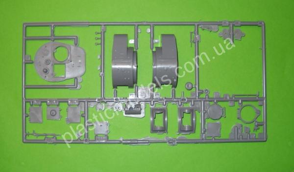 1/35 Eastern Exsperess 35109 Tank BT-7 mod/ 1935 Late version.