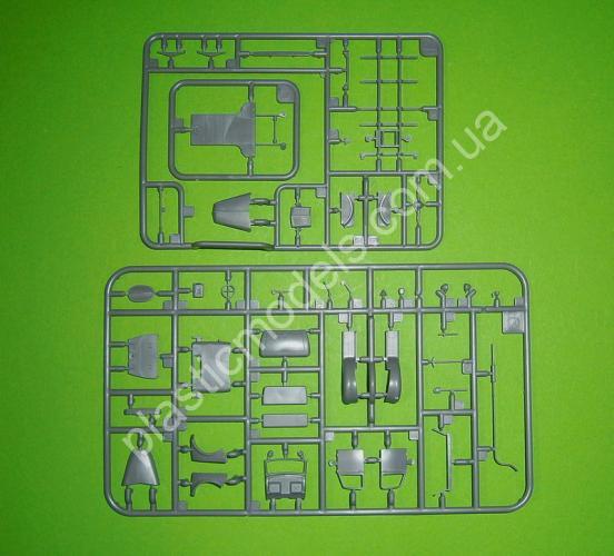 1/72 IBG 72075 V3000SM Maultier German Halftrack with Flak 38