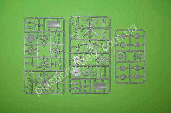 1/72 A-model 72258 IL-14T Pol Aviat