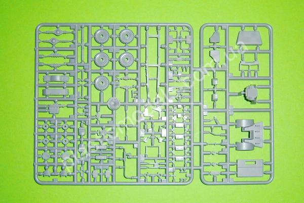 1/72 IBG 72018 Chevrolet C15A No.11 Cab General Service (2C1 all steel body)