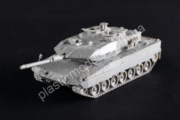 1/72 Trumpeter 07192 Leopard 2A6EX main battle tank export variant