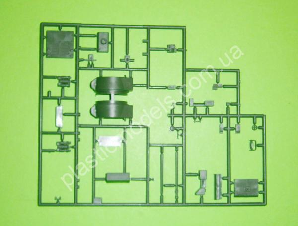 1/72 UM 469 Gun Motor Carriage T72